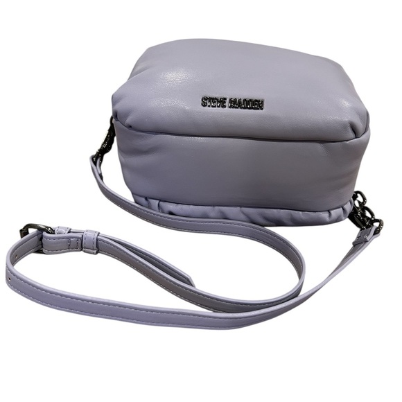 Steve Madden Puffer Logo Camera Bag in Violet/Lilac - Picture 4 of 8